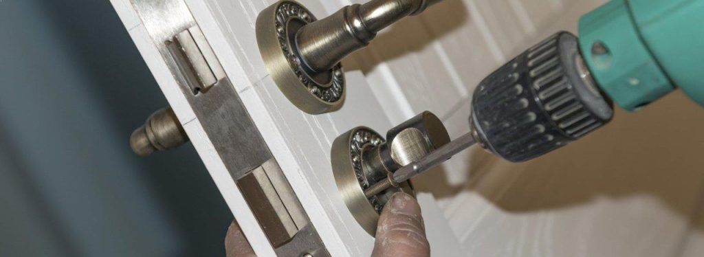 Door lock repair in Portland