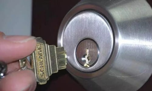 Home locksmith Portland broken key extraction