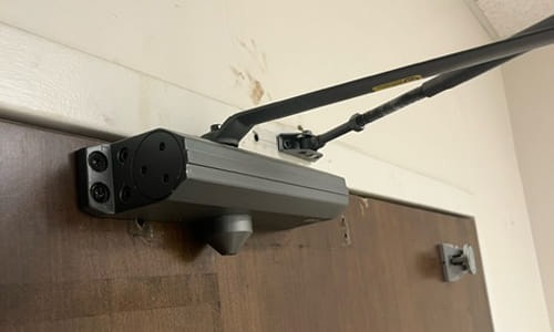 Door closer installation in Portland