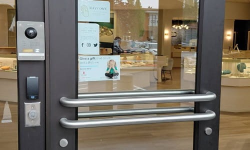 Retail stores commercial locksmith in Portland