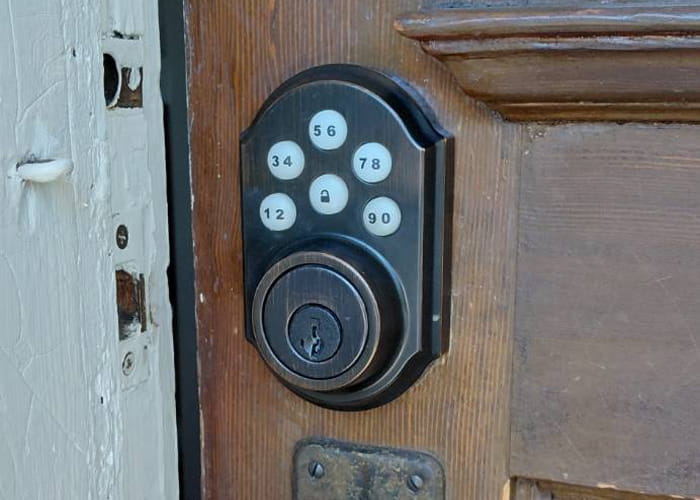 Upgrading home security general lock installation